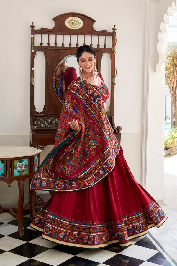 Rajwadi Morbagh Mirror Work Lehenga Choli – Navratri Special
